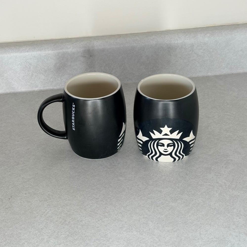 Starbucks 2011 Matte Black Siren Logo Barrel Mug Set‎ of 2 Ceramic 12oz 4in